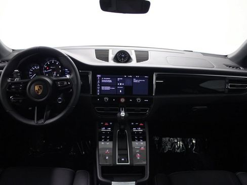New 2026 Porsche Macan AWD/4WD image 29