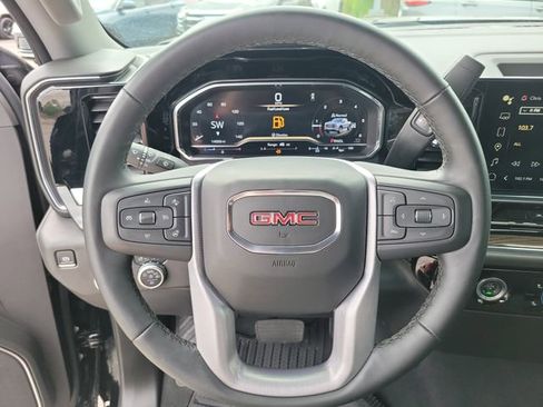 Used 2024 GMC Sierra 1500 Elevation AWD/4WD image 18