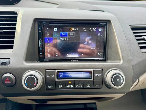 Used 2010 Honda Civic Hybrid Sedan image 14