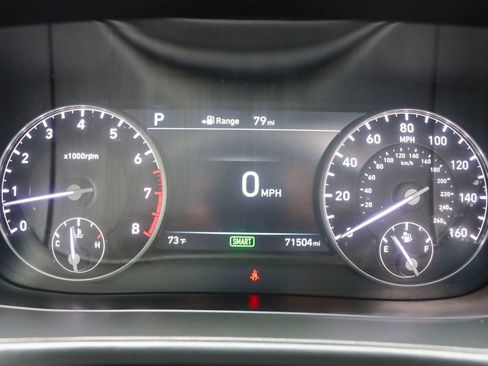 Used 2018 Genesis G90 3.3T Premium RWD image 32