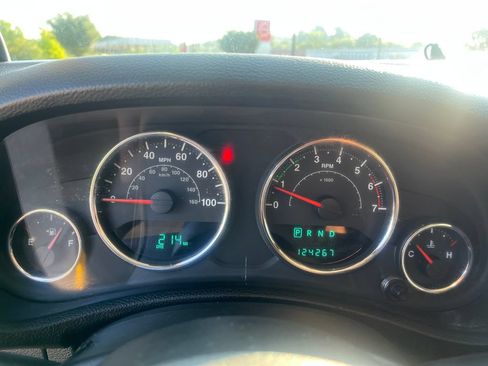 Used 2011 Jeep Wrangler Sport AWD/4WD image 13