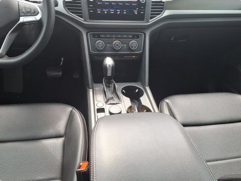 Used 2021 Volkswagen Atlas SE AWD/4WD image 17