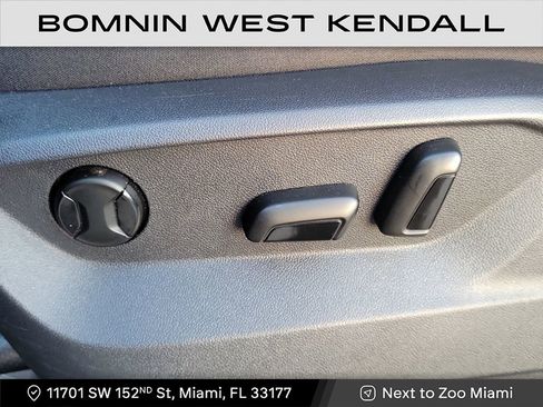 Used 2019 Volkswagen Atlas SE w/ Towing Package image 13