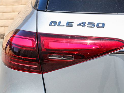 New 2026 Mercedes-Benz GLE 450 4MATIC image 9