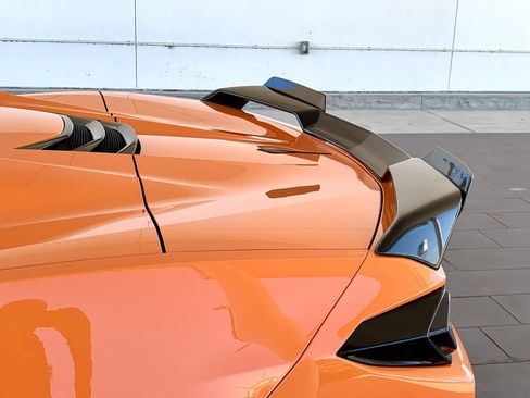 Used 2023 Chevrolet Corvette Stingray w/ Z51 Performance Package image 37