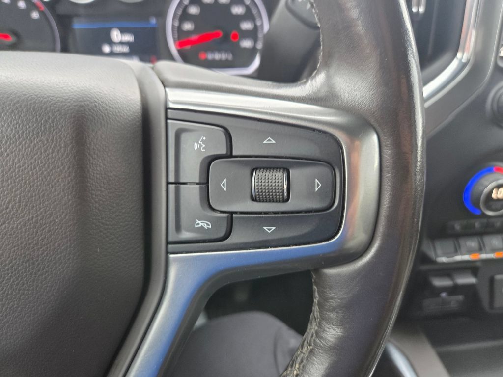 Used 2020 Chevrolet Silverado 1500 LTZ AWD/4WD image 12