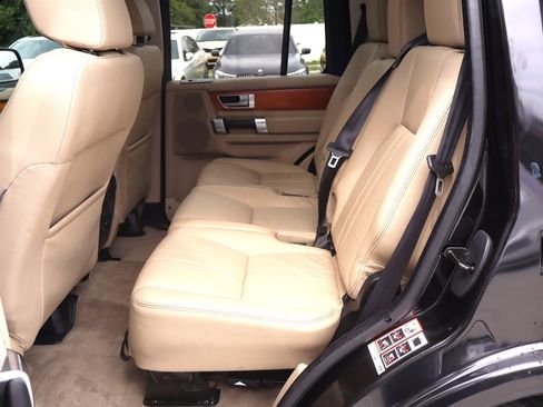 Used 2010 Land Rover LR4 HSE AWD/4WD image 25