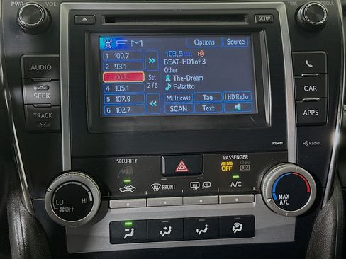 Used 2013 Toyota Camry SE FWD image 23