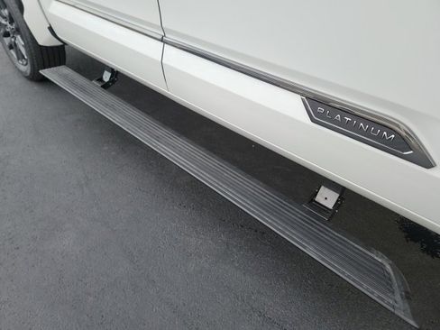New 2025 Toyota Tundra Platinum image 17
