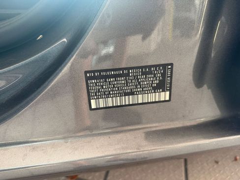 Used 2025 Volkswagen Jetta SE image 22