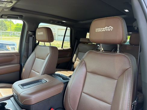 Used 2023 Chevrolet Tahoe High Country image 21