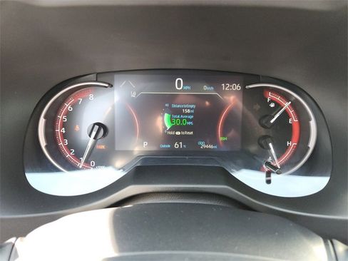 Used 2019 Toyota RAV4 Limited image 26