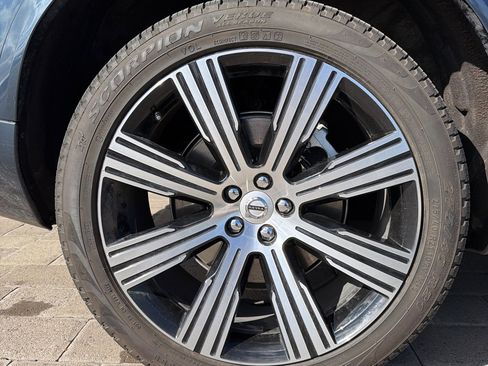 Used 2024 Volvo XC90 T8 Ultimate w/ Protection Package Premier image 7