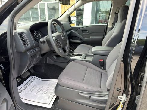 Used 2022 Nissan Frontier S w/ Technology Package AWD/4WD image 12