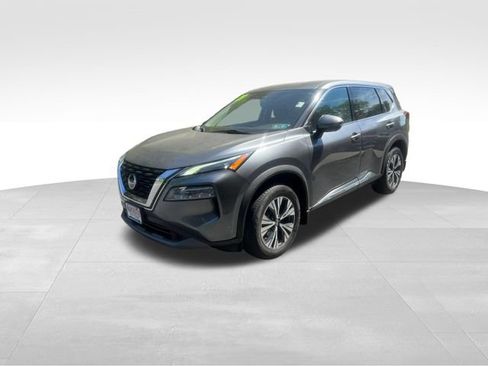 Used 2021 Nissan Rogue SV AWD/4WD image 3