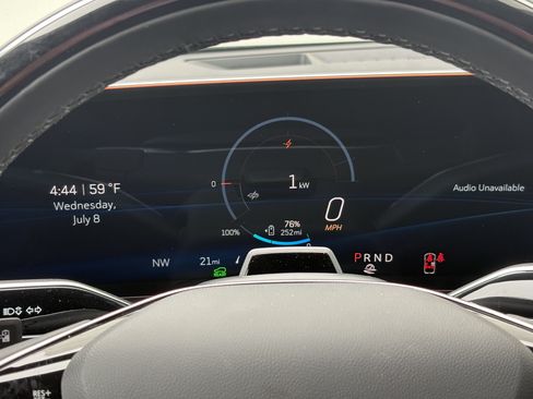 New 2026 Cadillac Lyriq Luxury AWD/4WD image 20