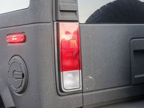 Used 2009 HUMMER H2 Luxury image 18