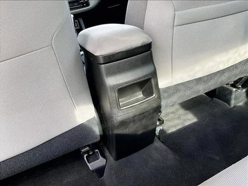 Used 2019 Toyota Corolla LE image 25