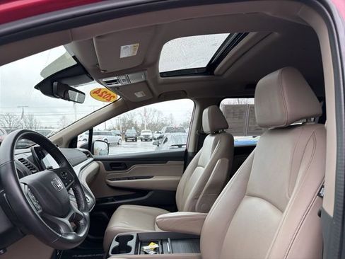 Used 2024 Honda Odyssey EX-L image 13