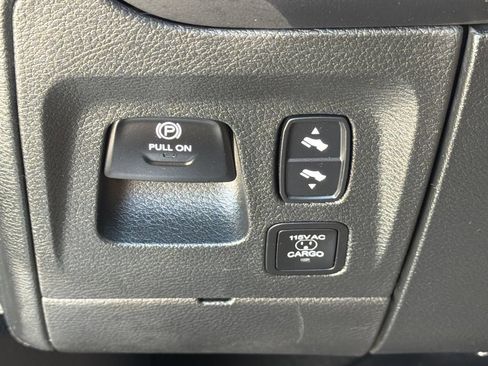 Used 2023 RAM 1500 Limited AWD/4WD image 28