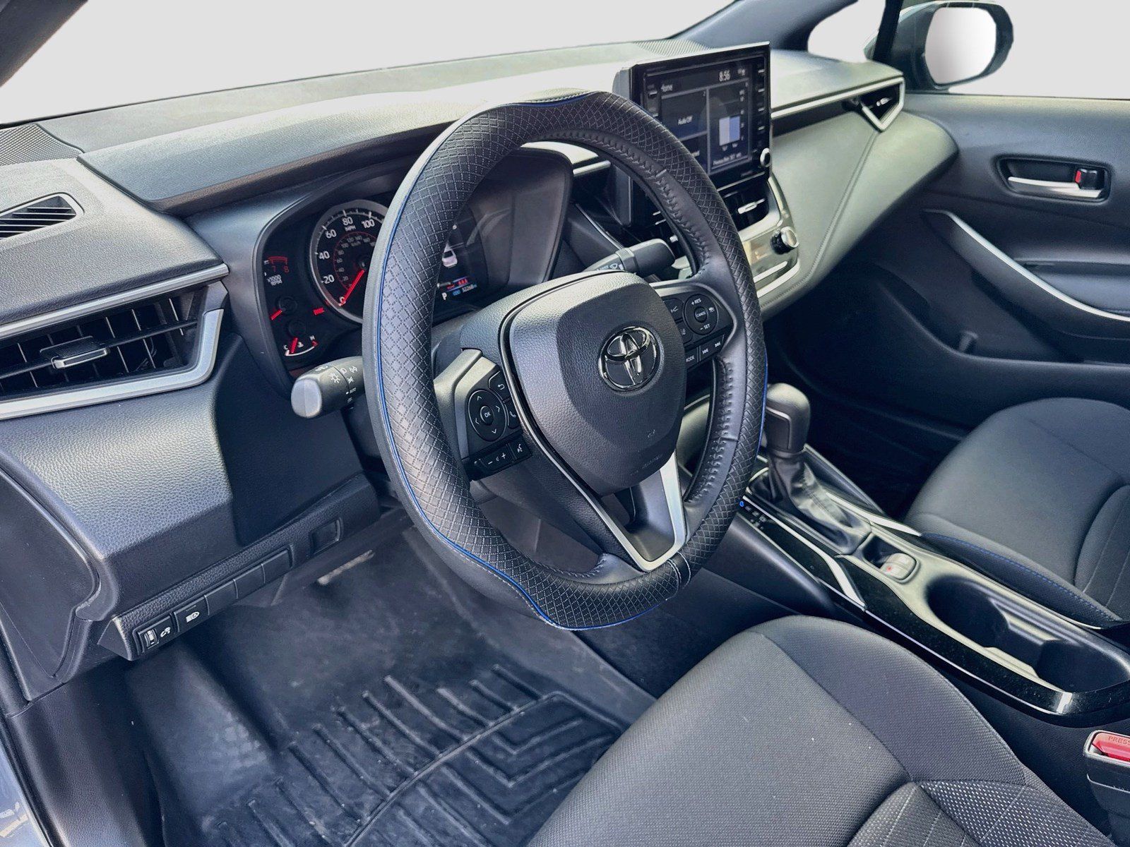 Used 2022 Toyota Corolla SE FWD image 7