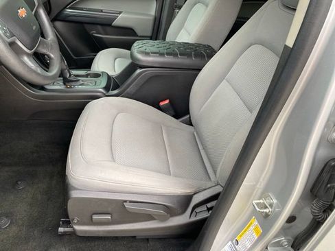 Used 2018 Chevrolet Colorado W/T w/ WT Convenience Package AWD/4WD image 16