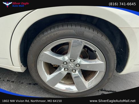 Used 2009 Dodge Charger R/T RWD image 12
