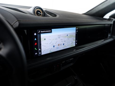 Certified 2026 Porsche Cayenne GTS image 17