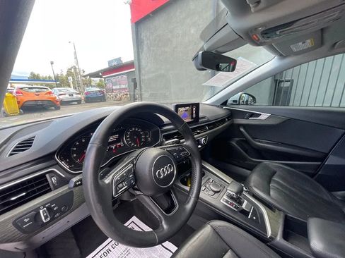 Used 2019 Audi A4 2.0T Premium FWD image 10