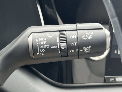 Used 2023 Lexus RX 350 Premium image 28