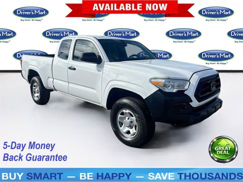 Used 2020 Toyota Tacoma SR image 1