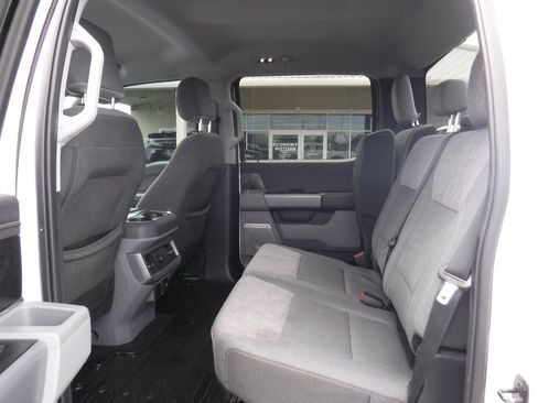 Used 2024 Ford F250 XLT w/ XLT Premium Package AWD/4WD image 13