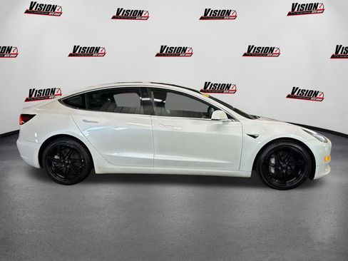 Used 2020 Tesla Model 3 Long Range image 4
