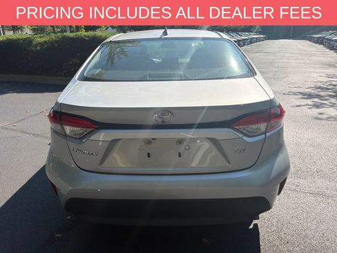 Used 2024 Toyota Corolla LE FWD image 5