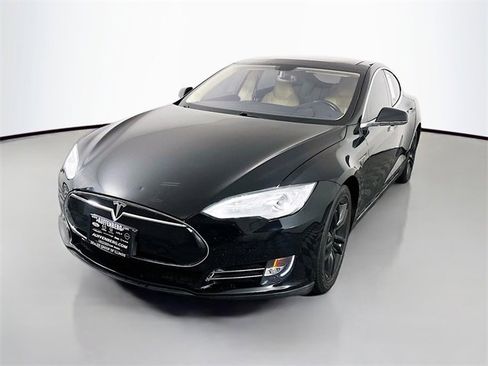 Used 2013 Tesla Model S image 3
