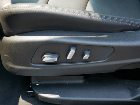 Used 2024 Cadillac XT5 Sportv w/ LPO, Floor Liner Package AWD/4WD image 17