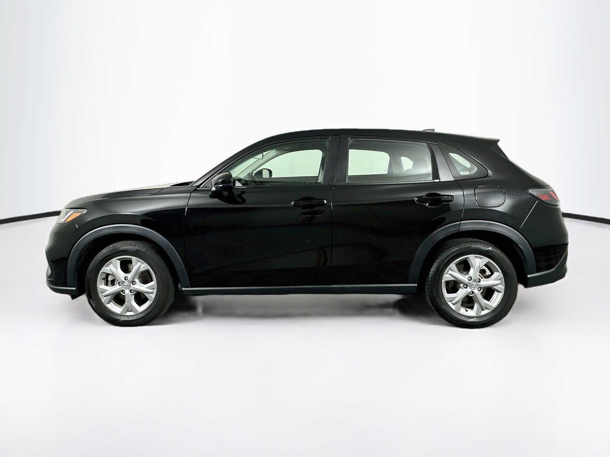 Used 2025 Honda HR-V LX image 4