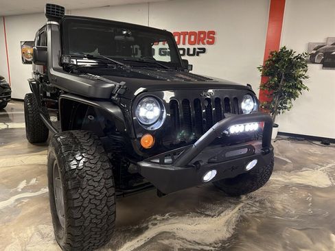 Used 2016 Jeep Wrangler Unlimited Sport AWD/4WD image 2