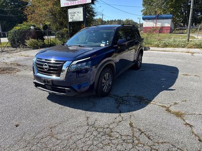 Used 2025 Nissan Pathfinder SV