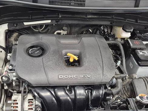 Used 2023 Kia Soul LX w/ LX Technology Package FWD image 21