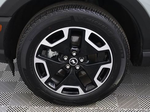 Used 2023 Ford Bronco Sport Outer Banks w/ Tech Package AWD/4WD image 20