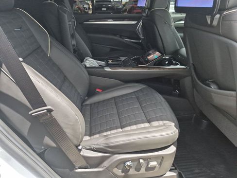 New 2026 Cadillac Escalade Platinum Sport AWD/4WD image 30