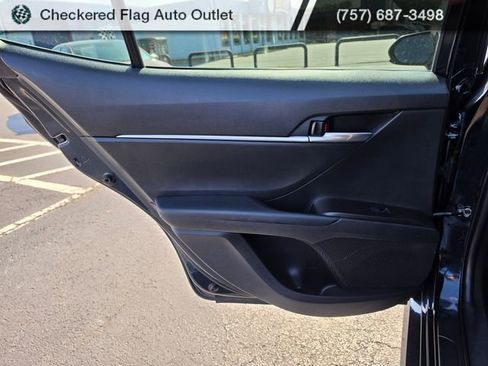 Used 2021 Toyota Camry LE FWD image 41