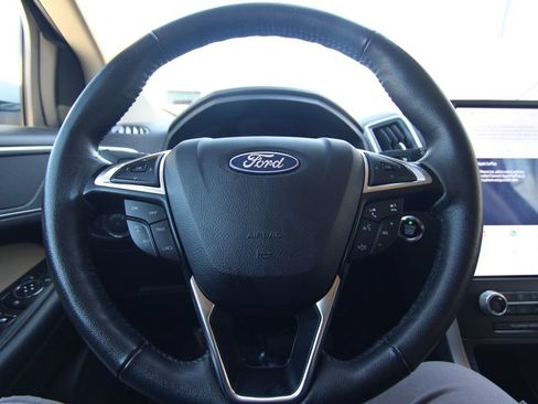 Used 2024 Ford Edge SEL AWD/4WD image 19