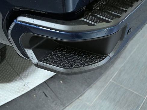 Used 2022 Chevrolet Silverado 3500 High Country w/ Z71 Off-Road Package image 17