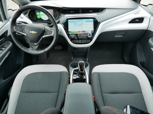 Used 2020 Chevrolet Bolt LT FWD image 6