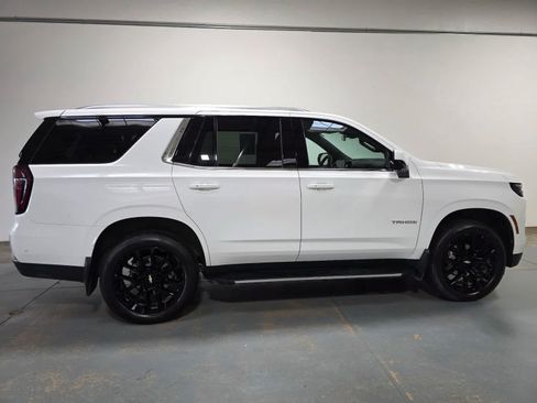 Used 2025 Chevrolet Tahoe LS AWD/4WD image 7