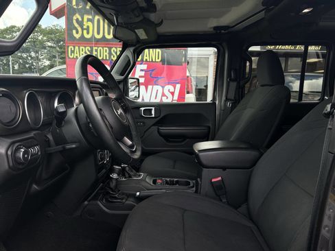 Used 2018 Jeep Wrangler Unlimited Sport S image 22