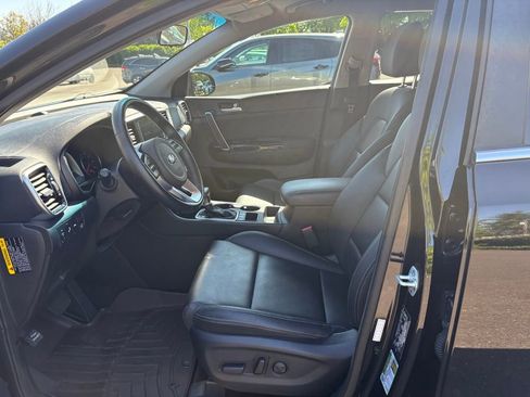 Used 2020 Kia Sportage EX AWD/4WD image 12