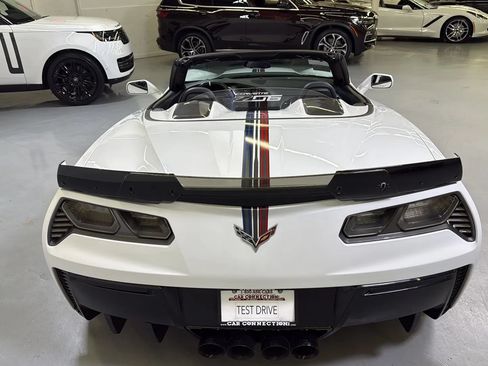 Used 2016 Chevrolet Corvette Z06 w/ 3LZ Preferred Equipment Group RWD image 11